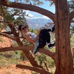 Meet your Posher, Myra